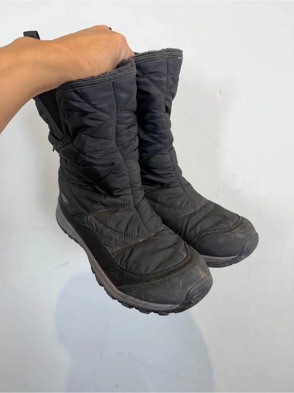 Keen insulated women
